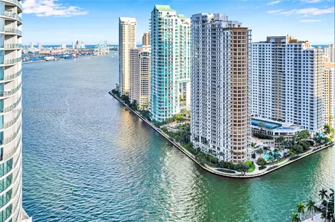 200 Biscayne Boulevard Way #3307, Miami, FL 33131