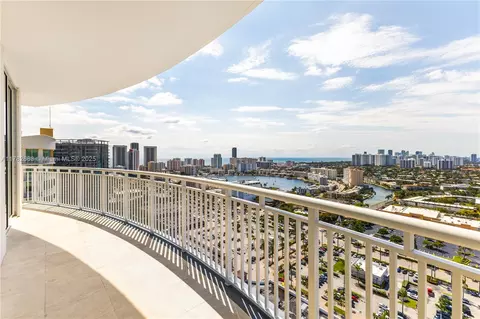 1745 E Hallandale Beach Blvd #PH04W, Hallandale Beach, FL 33009