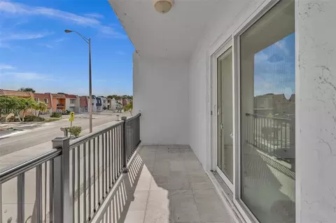 Other - 891 W 79th Pl, Hialeah, FL 33014 photo 4 of 5