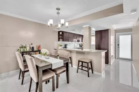 Dining - 891 W 79th Pl, Hialeah, FL 33014 photo 1 of 3