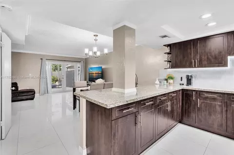 Kitchen - 891 W 79th Pl, Hialeah, FL 33014 photo 1 of 6