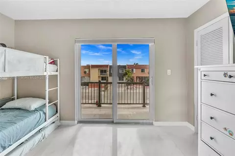 Bedroom - 891 W 79th Pl, Hialeah, FL 33014 photo 2 of 4