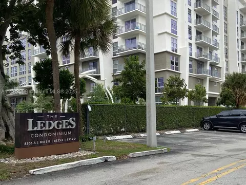 8305 SW 72nd Ave #208A, Miami, FL 33143