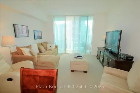 950 Brickell Bay Dr #2509, Miami, FL 33131
