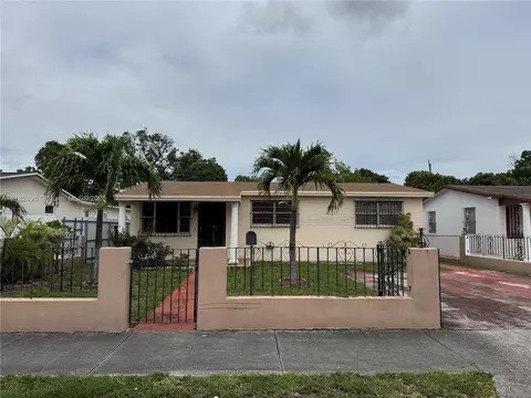 141 W 31st St, Hialeah, FL 33012