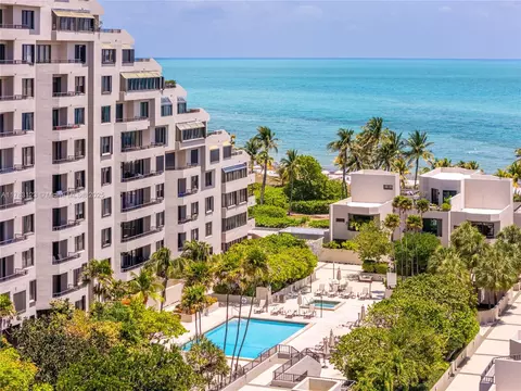 View/Area - 201 Crandon Blvd #333, Key Biscayne, FL 33149 photo 1 of 16