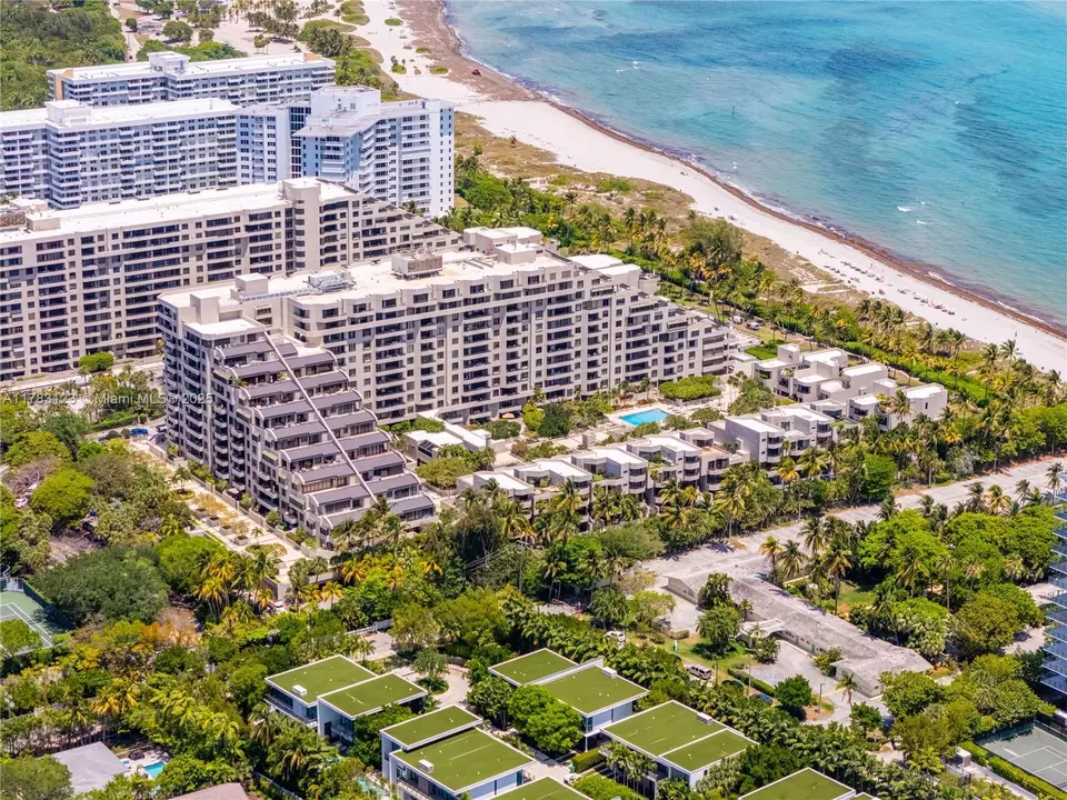 View/Area - 201 Crandon Blvd #333, Key Biscayne, FL 33149 photo 16 of 16