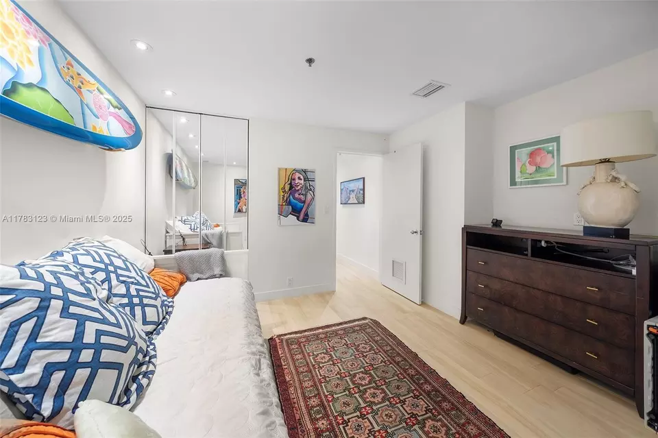 Bedroom - 201 Crandon Blvd #333, Key Biscayne, FL 33149 photo 5 of 8