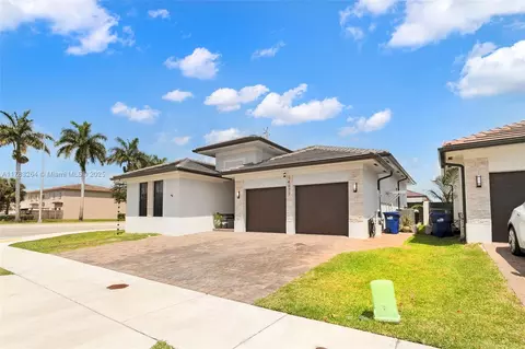 14677 SW 23rd Ter, Miami, FL 33175