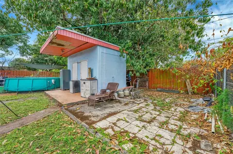 Exterior - 220 E 61st St, Hialeah, FL 33013 photo 6 of 8