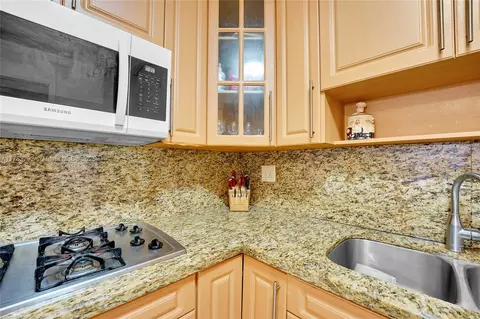 Kitchen - 220 E 61st St, Hialeah, FL 33013 photo 3 of 5