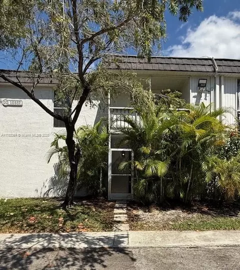 10357 N Kendall Dr #DD2, Miami, FL 33176