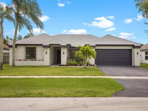 10174 S 182nd Ln S, Boca Raton, FL 33498