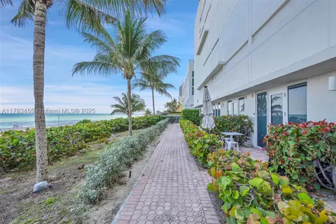 1800 S Ocean Dr #205, Hallandale Beach, FL 33009