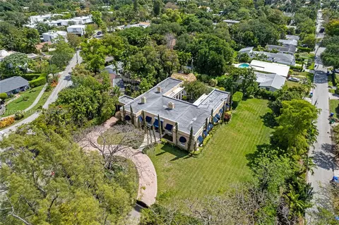 View/Area - 8447 E Dixie Hwy, Miami, FL 33138 photo 2 of 3