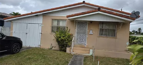 395 NE 112 St, Miami, FL 33161