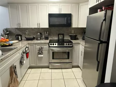 55 E 4th St #103, Hialeah, FL 33010 photo 4