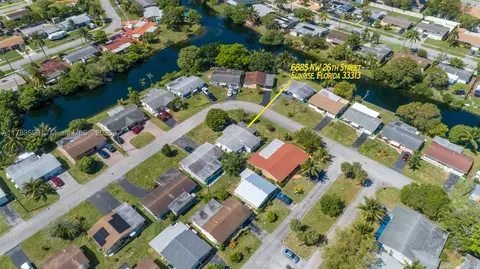 6885 NW 26th St, Sunrise, FL 33313