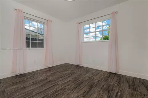 534 W 16th St, Hialeah, FL 33010 photo 17
