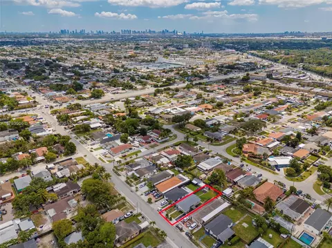 534 W 16th St, Hialeah, FL 33010 photo 32