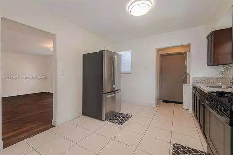 534 W 16th St, Hialeah, FL 33010 photo 11