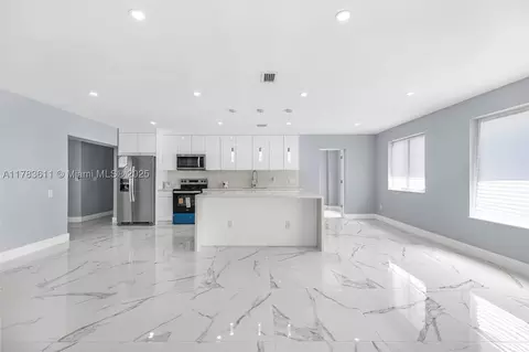 3140 SW 39th Ave, West Park, FL 33023