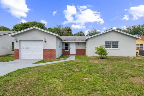 9219 SW 1st Pl, Boca Raton, FL 33428
