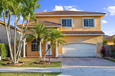 15064 SW 30th Ter, Miami, FL 33185