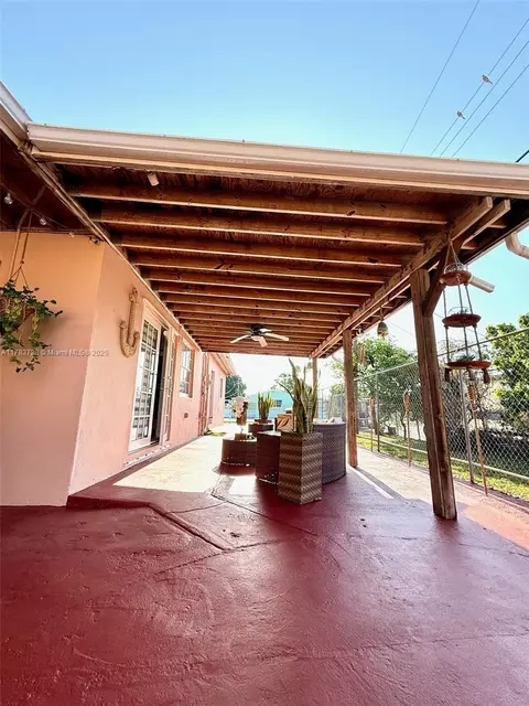 990 E 6th St, Hialeah, FL 33010 photo 19