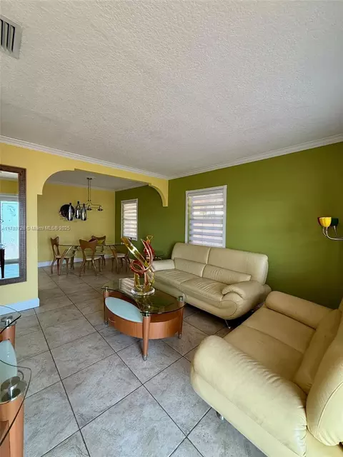 990 E 6th St, Hialeah, FL 33010 photo 6