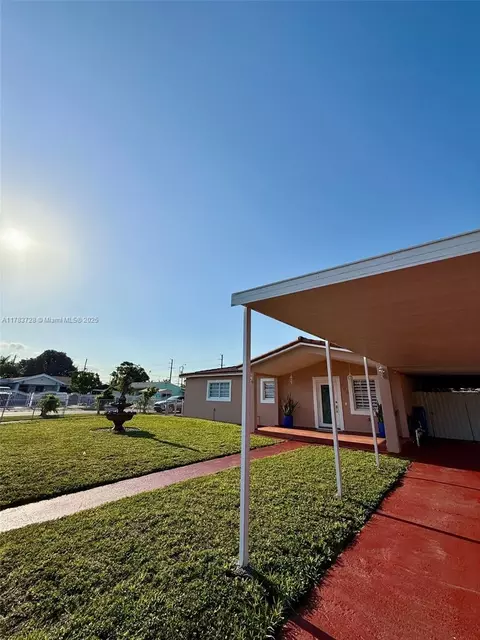 990 E 6th St, Hialeah, FL 33010 photo 2