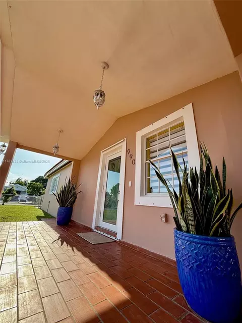 990 E 6th St, Hialeah, FL 33010 photo 3