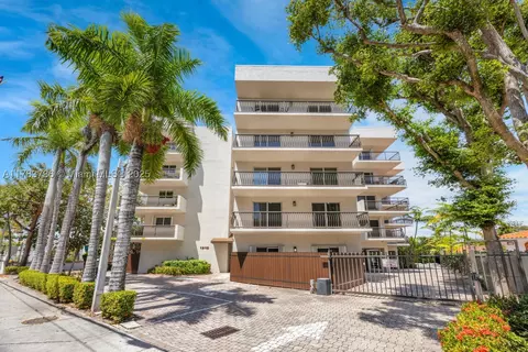 1918 Brickell Ave #204, Miami, FL 33129
