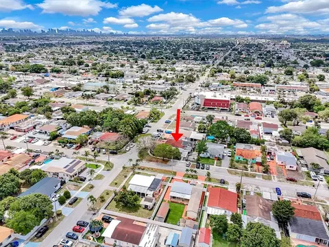 View/Area - 5080 E 5th Ave, Hialeah, FL 33013 photo 3 of 6
