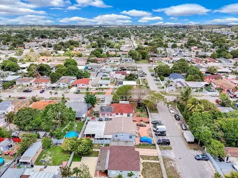 View/Area - 5080 E 5th Ave, Hialeah, FL 33013 photo 5 of 6
