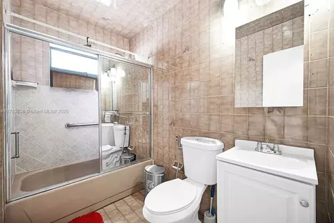 Bath - 5080 E 5th Ave, Hialeah, FL 33013 photo 1 of 5