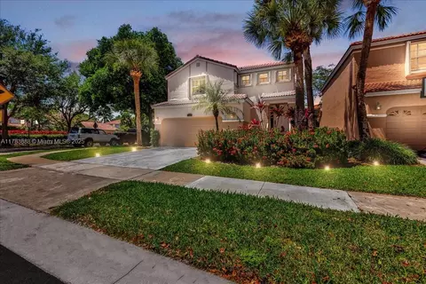 1217 NW 107th Ter, Plantation, FL 33322
