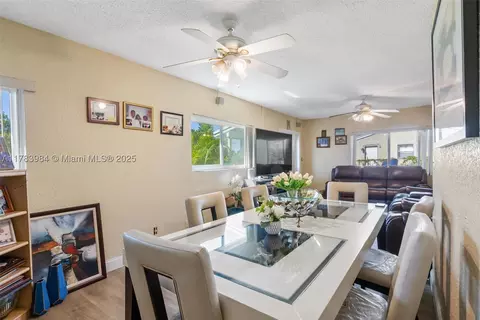810 Arizona Ave, Fort Lauderdale, FL 33312