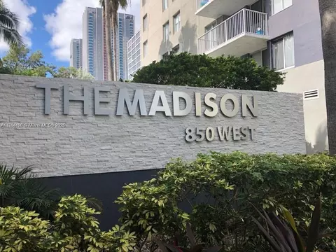 850 N Miami Ave #W-2101, Miami, FL 33136