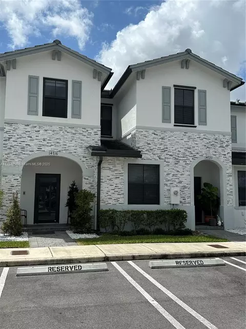 14720 SW 181st Ter, Miami, FL 33187