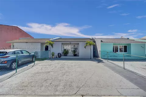 7024 W 17th Ct, Hialeah, FL 33014