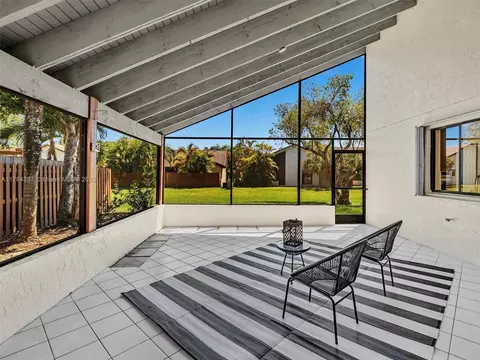 2087 Augusta, Weston, FL 33326