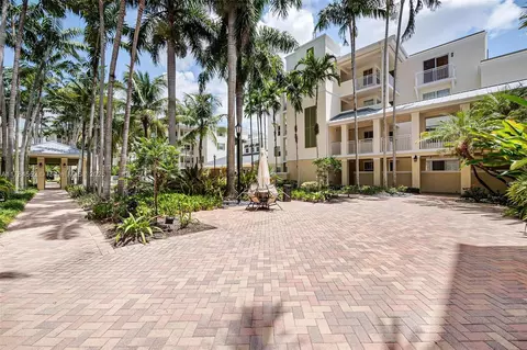 7598 SW 102nd St #300, Pinecrest, FL 33156