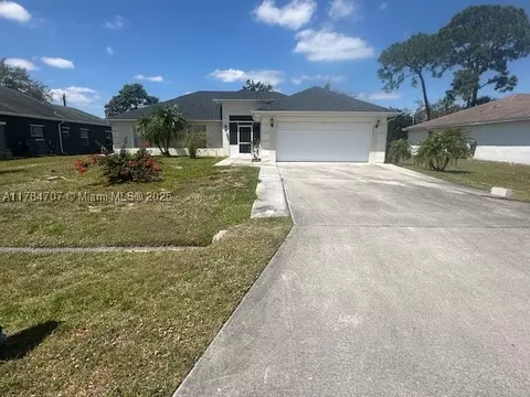 332 NW Hibiscus St, Port Saint Lucie, FL 34983