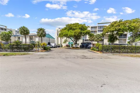 2071 NW 46th Ave #I103, Lauderhill, FL 33313