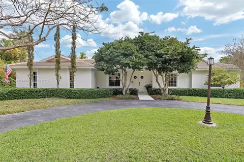 15801 SW 77th Ct, Palmetto Bay, FL 33157