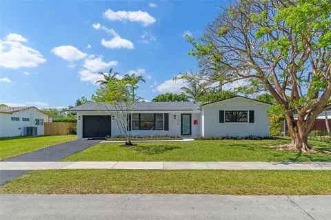 10515 SW 96th Ter, Miami, FL 33176