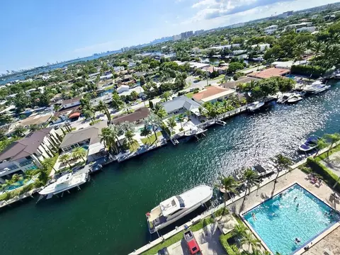 2350 NE 135th St #1409, North Miami, FL 33181