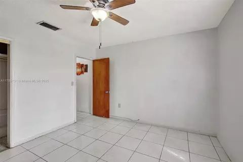 5890 E 2nd Ave, Hialeah, FL 33013 photo 37