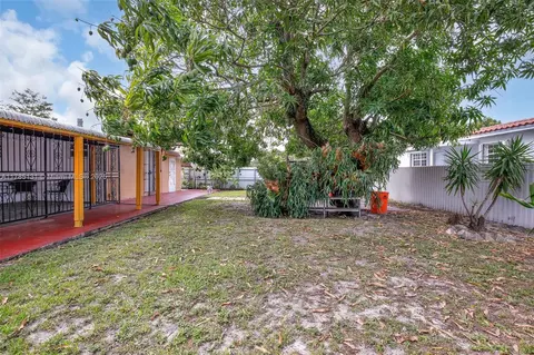 5890 E 2nd Ave, Hialeah, FL 33013 photo 10